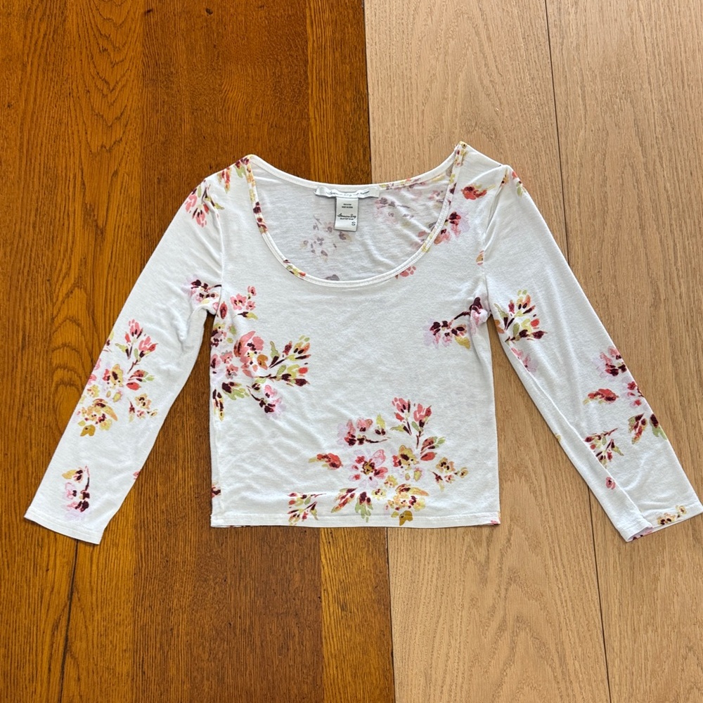 American Rag Floral Long Sleeve Women’s Tee - White and Pink